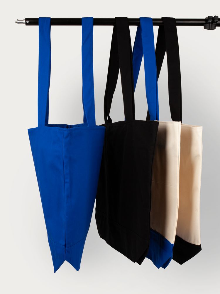 Сумка для покупок на молнии Shopaholic Zip, черная — изображение 11