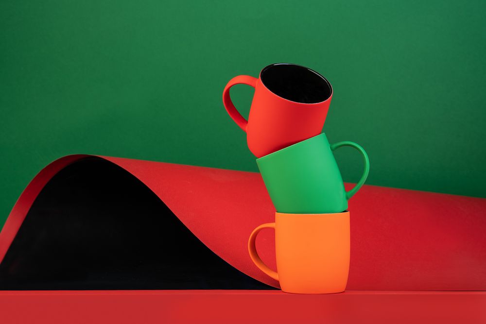 Кружка Surprise Touch Black c покрытием софт-тач, зеленая — изображение 4