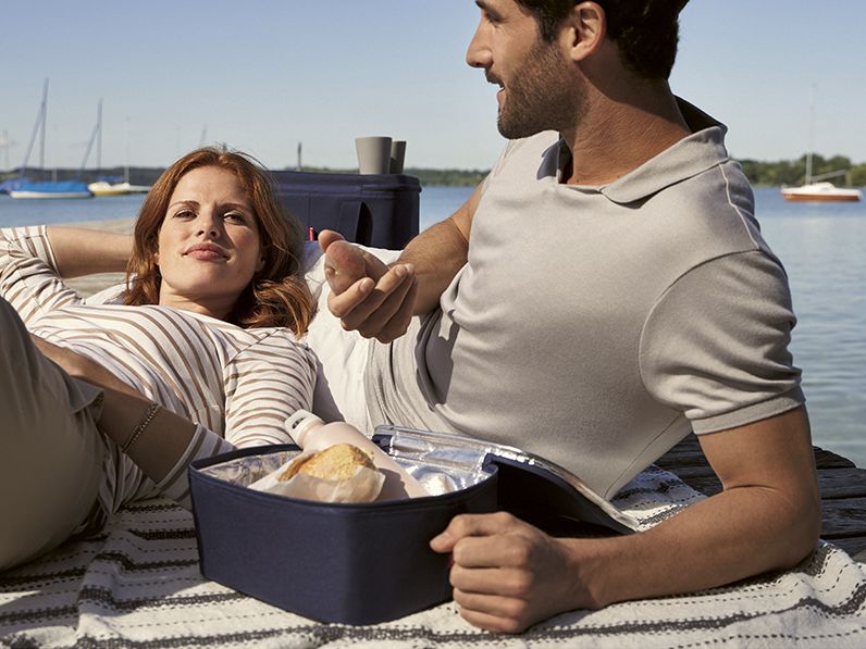 Термосумка Coolerbag M, синяя — изображение 5