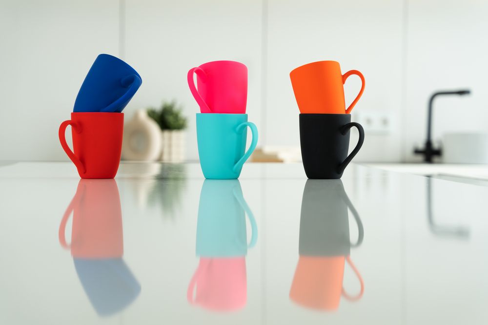 Кружка Good Morning с покрытием софт-тач, ver.2, ярко-розовая (фуксия) — изображение 4