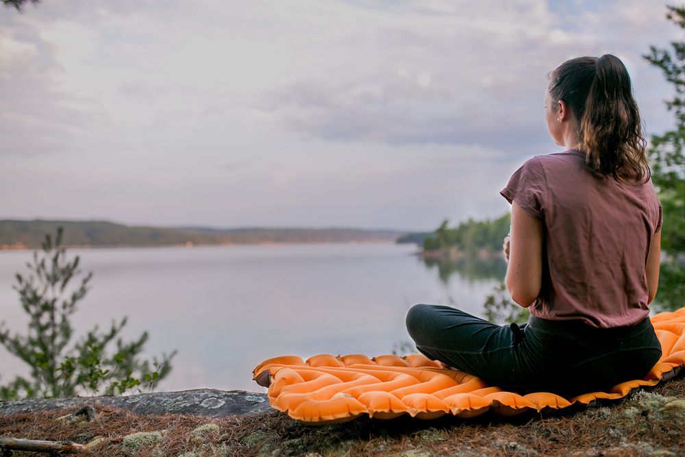 Надувной коврик Insulated Static V Lite, оранжевый — изображение 9