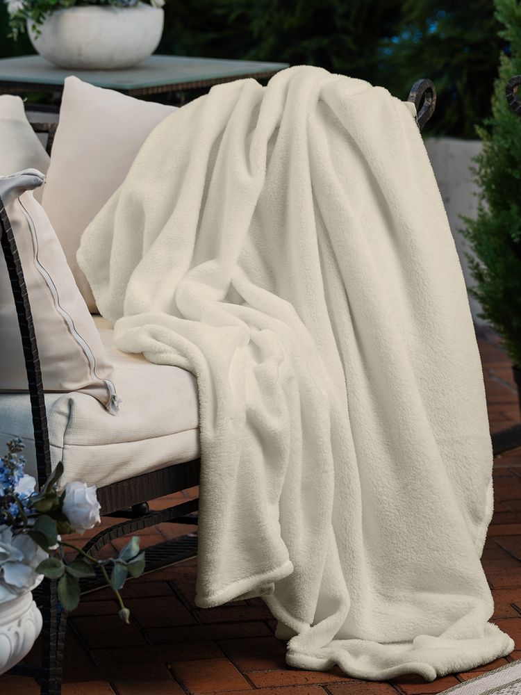 Плед Plush, бежевый — изображение 6