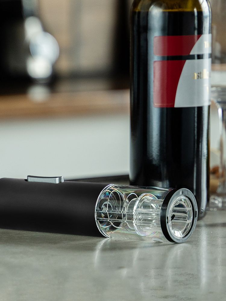 Электрический штопор с ножом для фольги Wine Diesel, черный — изображение 10