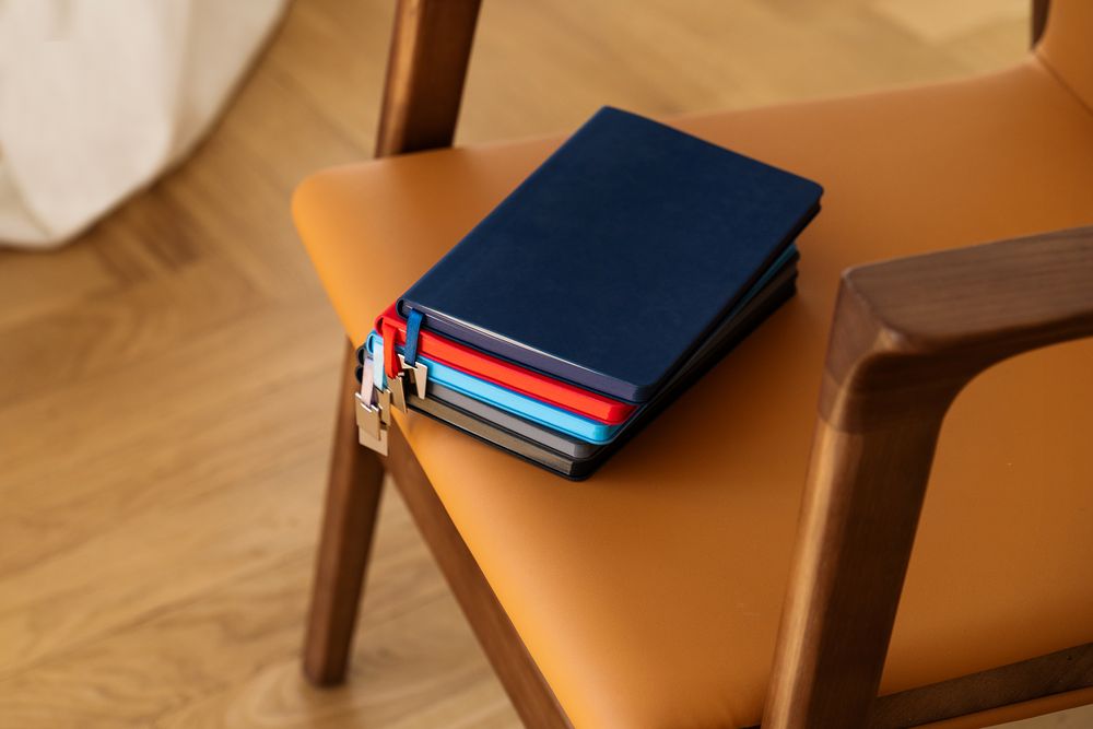 Ежедневник Shall Light, недатированный, красный — изображение 8