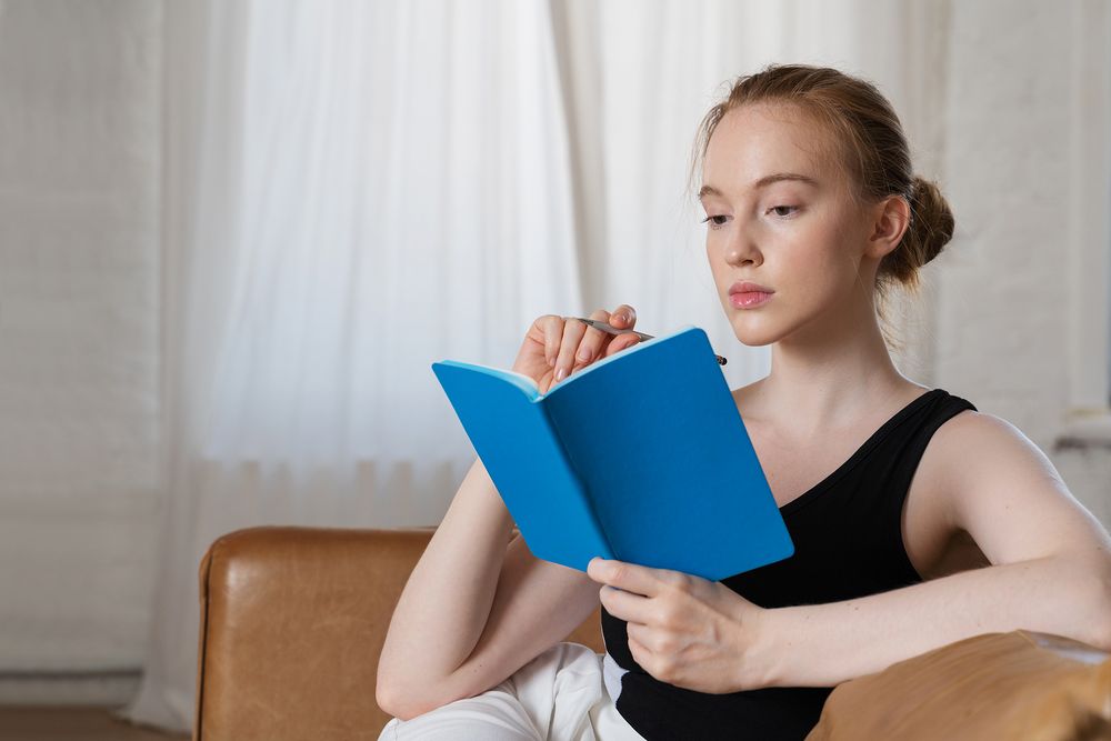 Ежедневник Shall Light, недатированный, красный — изображение 9