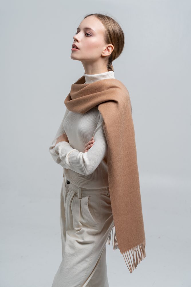 Шарф Graceful, бежевый — изображение 12