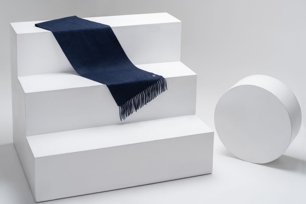 Шарф Graceful, синий — изображение 11