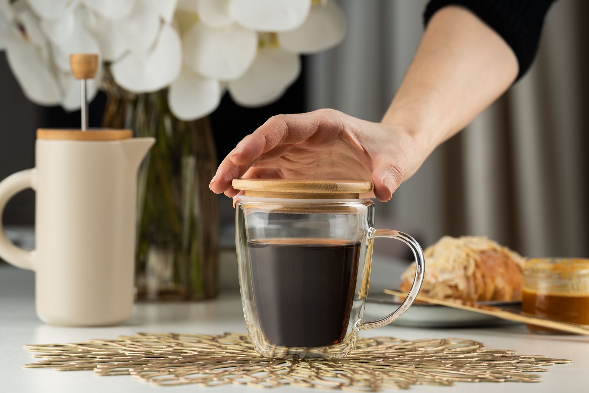 Кружка с двойными стенками Kupla с бамбуковой крышкой — изображение 6