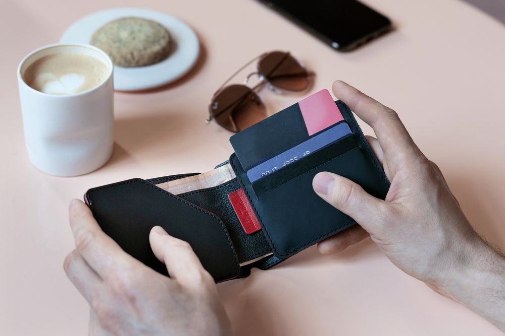 Портмоне Arrival, черное с красным — изображение 10