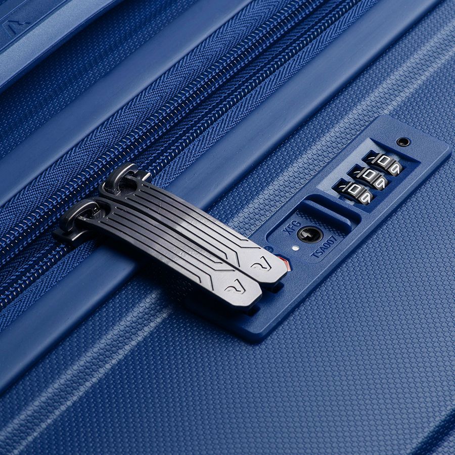 Чемодан Butterfly M, синий — изображение 11