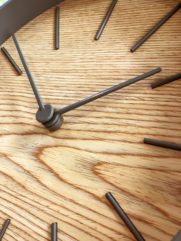 Часы настенные Paco, дуб — изображение 5