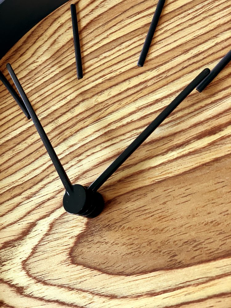 Часы настенные Largo, дуб — изображение 6