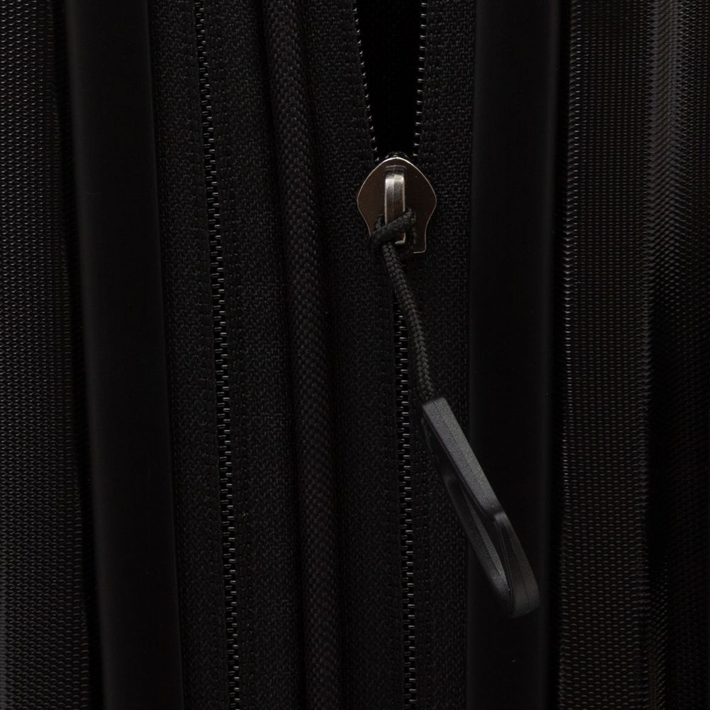 Чемодан Logoduck M, черный — изображение 6