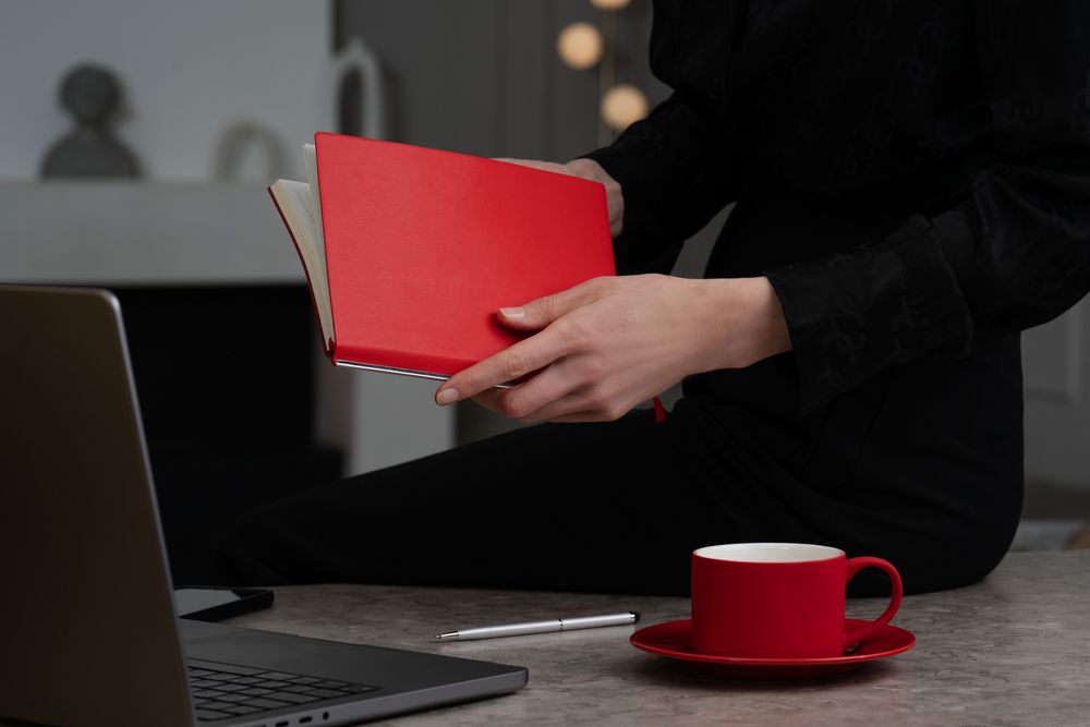 Ежедневник Kroom, недатированный, оранжевый — изображение 9