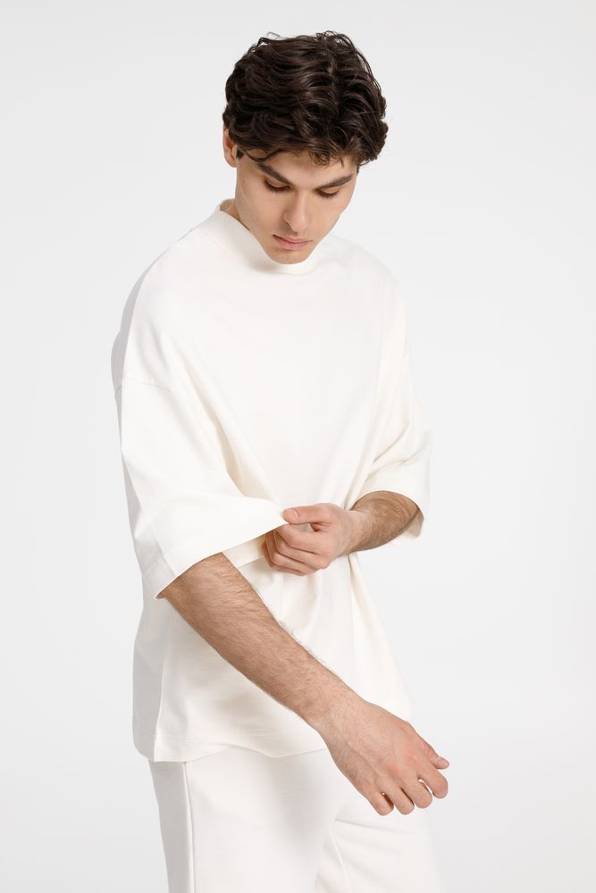 Футболка оверсайз унисекс T9, молочно-белая — изображение 4