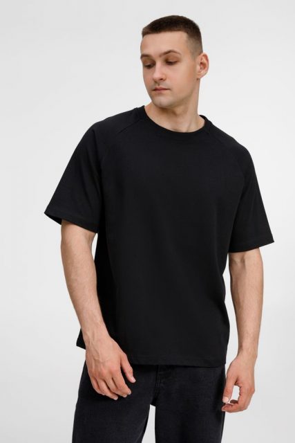 Футболка оверсайз унисекс Avenu, черная