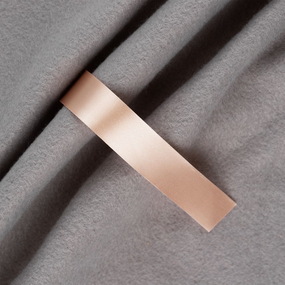 Лента сатиновая Satin 20 L, светло-бежевая, 120 см — изображение 2