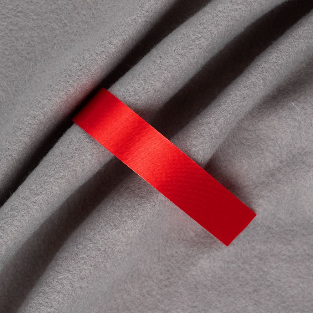 Лента сатиновая Satin 20 L, красная, 130 см — изображение 2