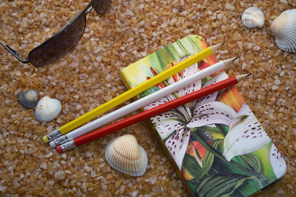 Карандаш простой Triangle с ластиком, желтый — изображение 4