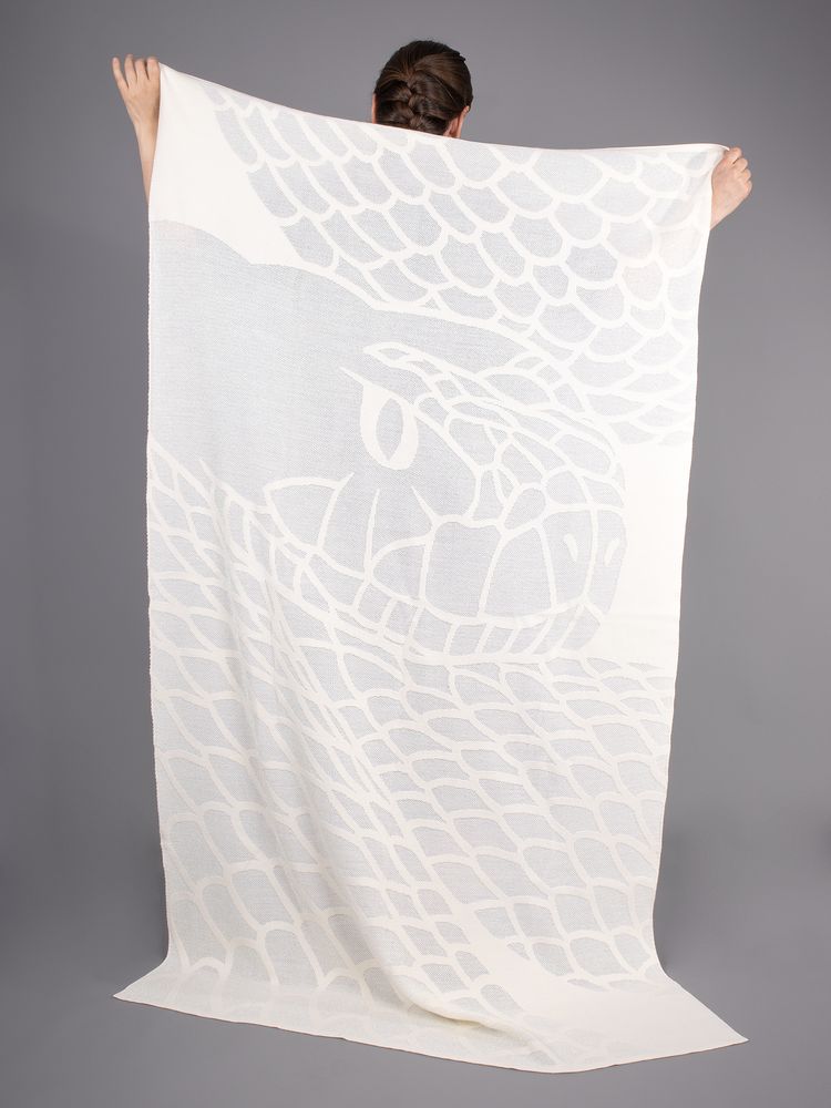 Плед Serpentica, молочный с люрексом — изображение 2