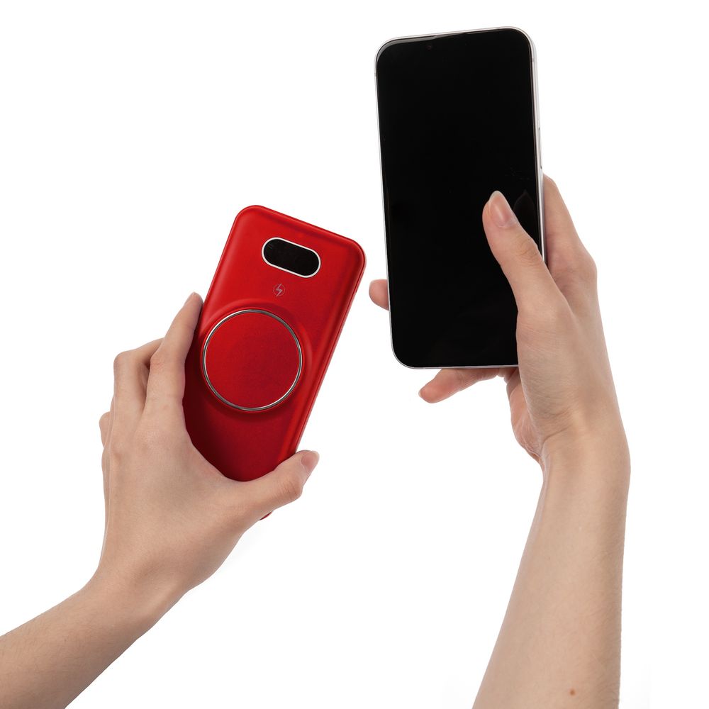 Внешний аккумулятор Omni Qi 10000 мАч, красный — изображение 10