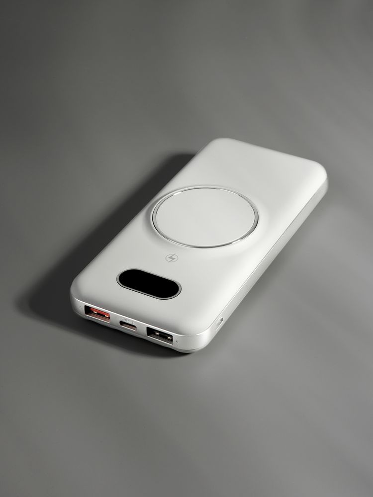 Внешний аккумулятор Omni Pro 10000 мАч, белый — изображение 12