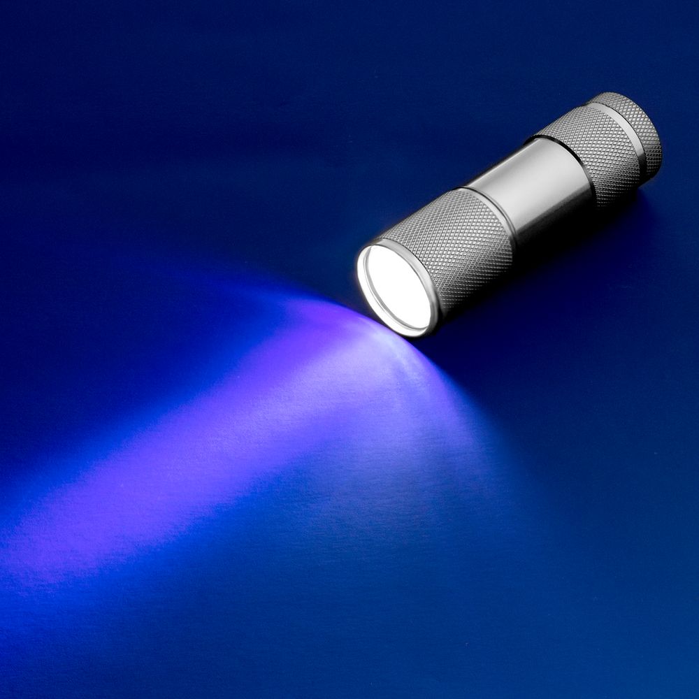 Фонарик Aurora, серебристый — изображение 6