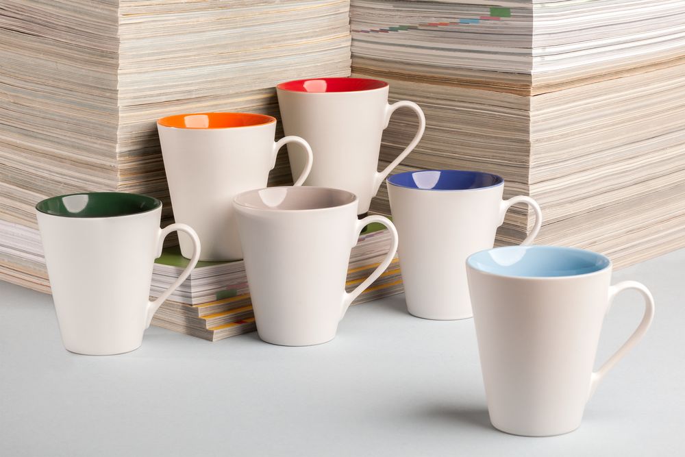 Кружка New Bell матовая, белая с голубым — изображение 4