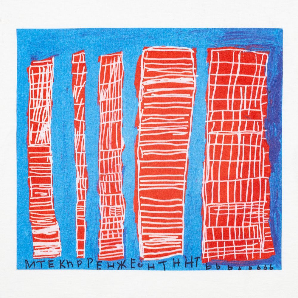 Футболка женская «Небоскребы», белая — изображение 4