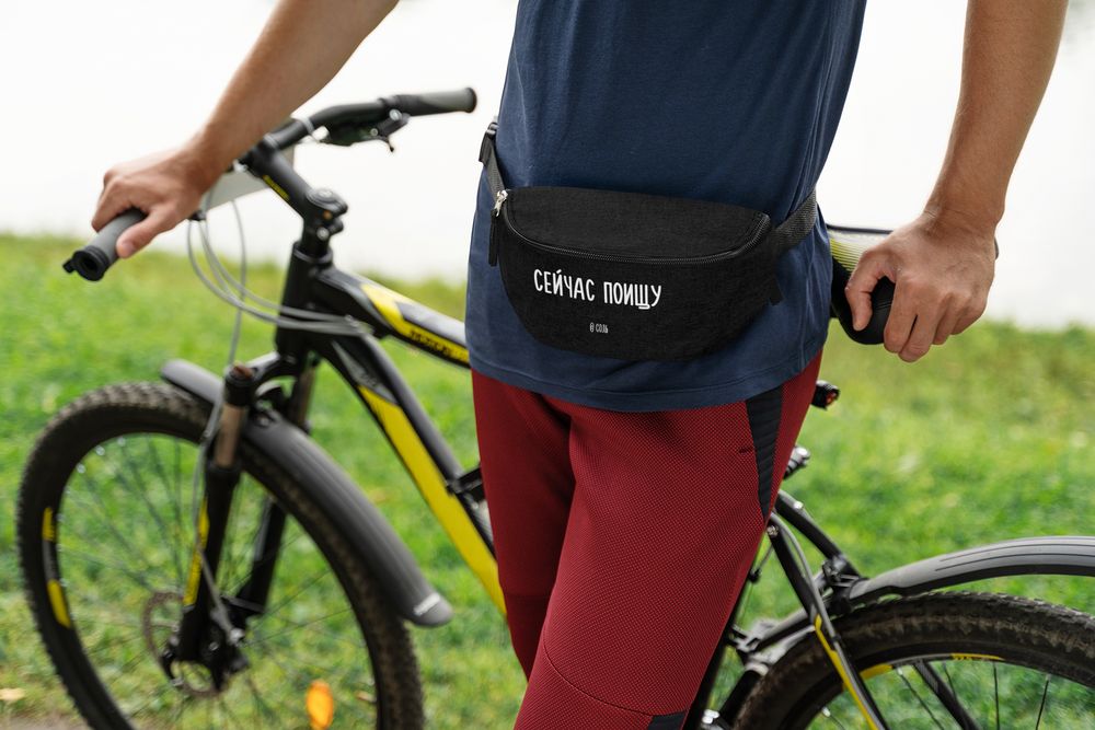 Поясная сумка «Сейчас поищу», черная — изображение 4