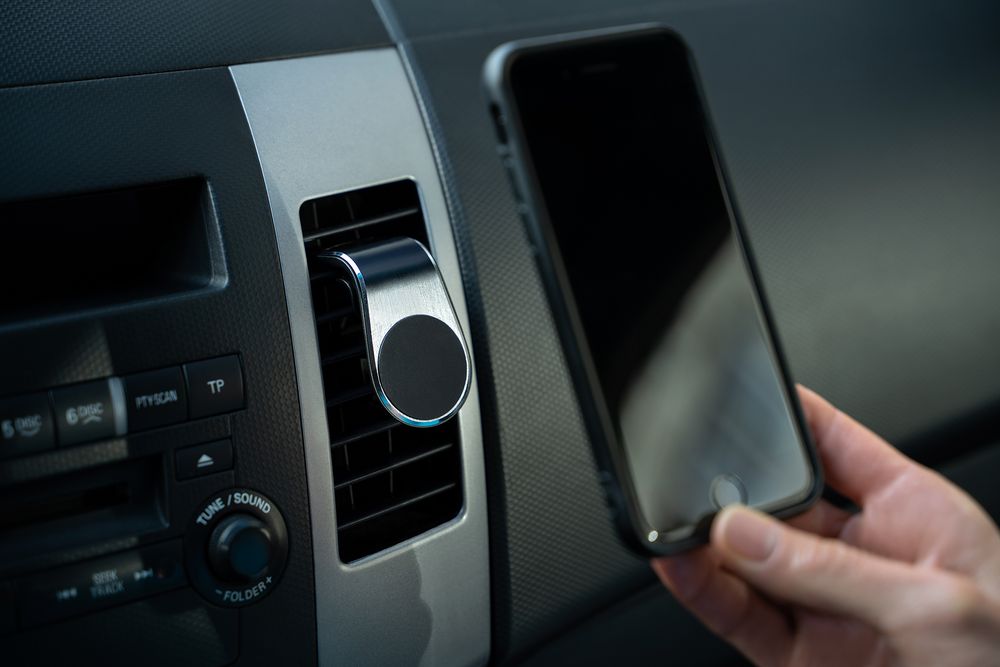 Магнитный держатель для смартфонов Pinch, серебристый — изображение 7